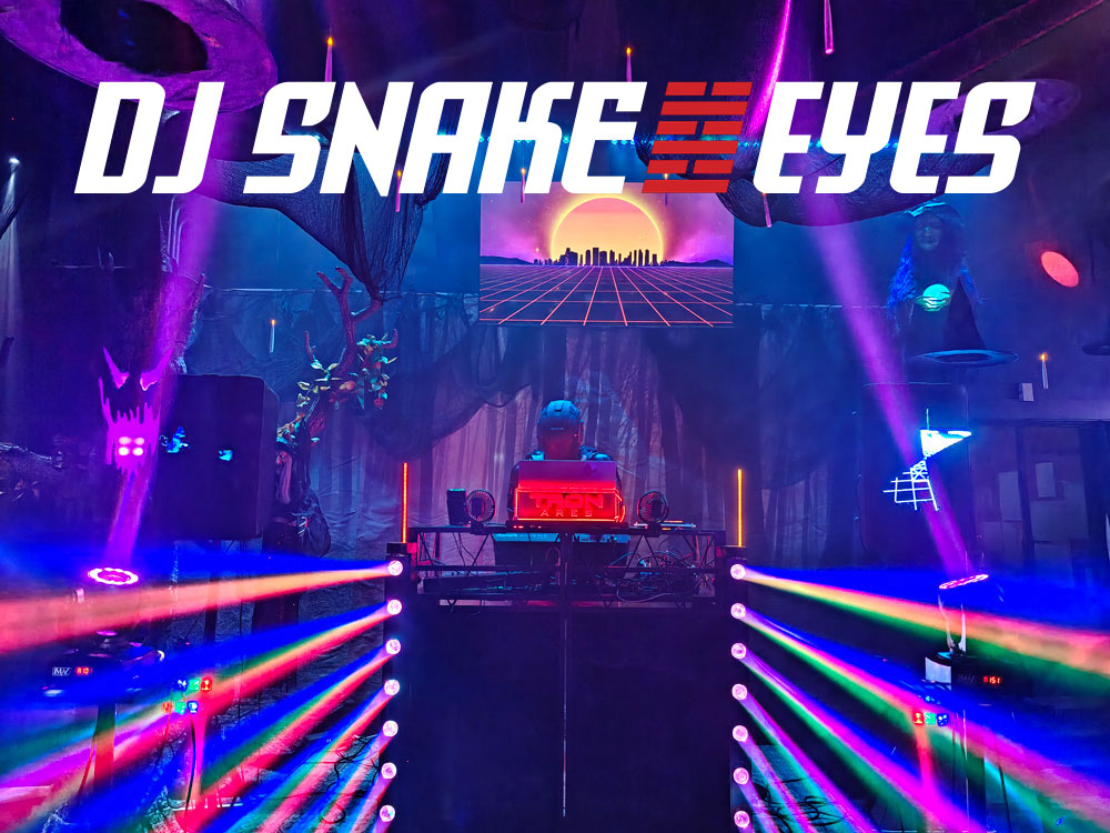 DJ Snake Eyes performing